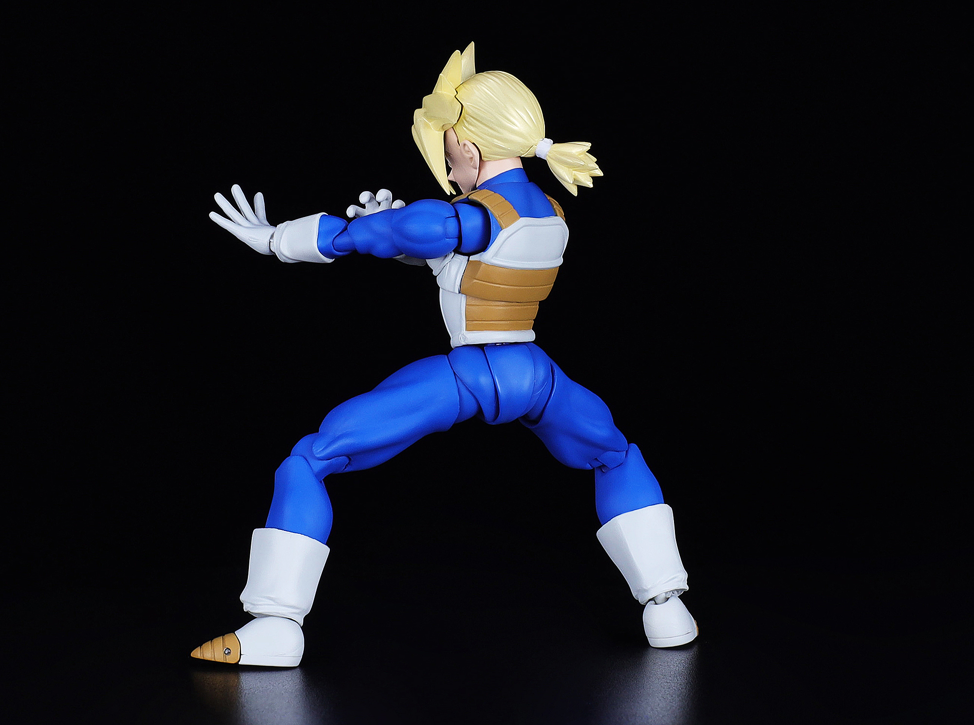 Super trunks deals sh figuarts