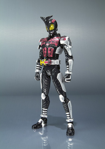 S.H.Figuarts 仮面ライダーダークカブト 