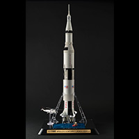 Adult CHOGOKIN Apollo 13 & Saturn V rocket