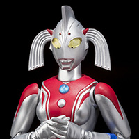 ULTRA-ACT ウルトラの母