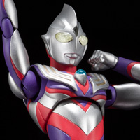 ULTRA-ACT Ultraman Tiga (multitipo)