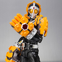 S.H.Figuarts 仮面ライダーナックル クルミアームズ