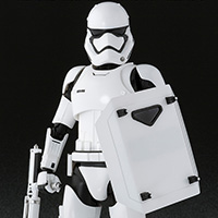 SHFiguarts First Order Storm Trooper (Escudo y bastón)