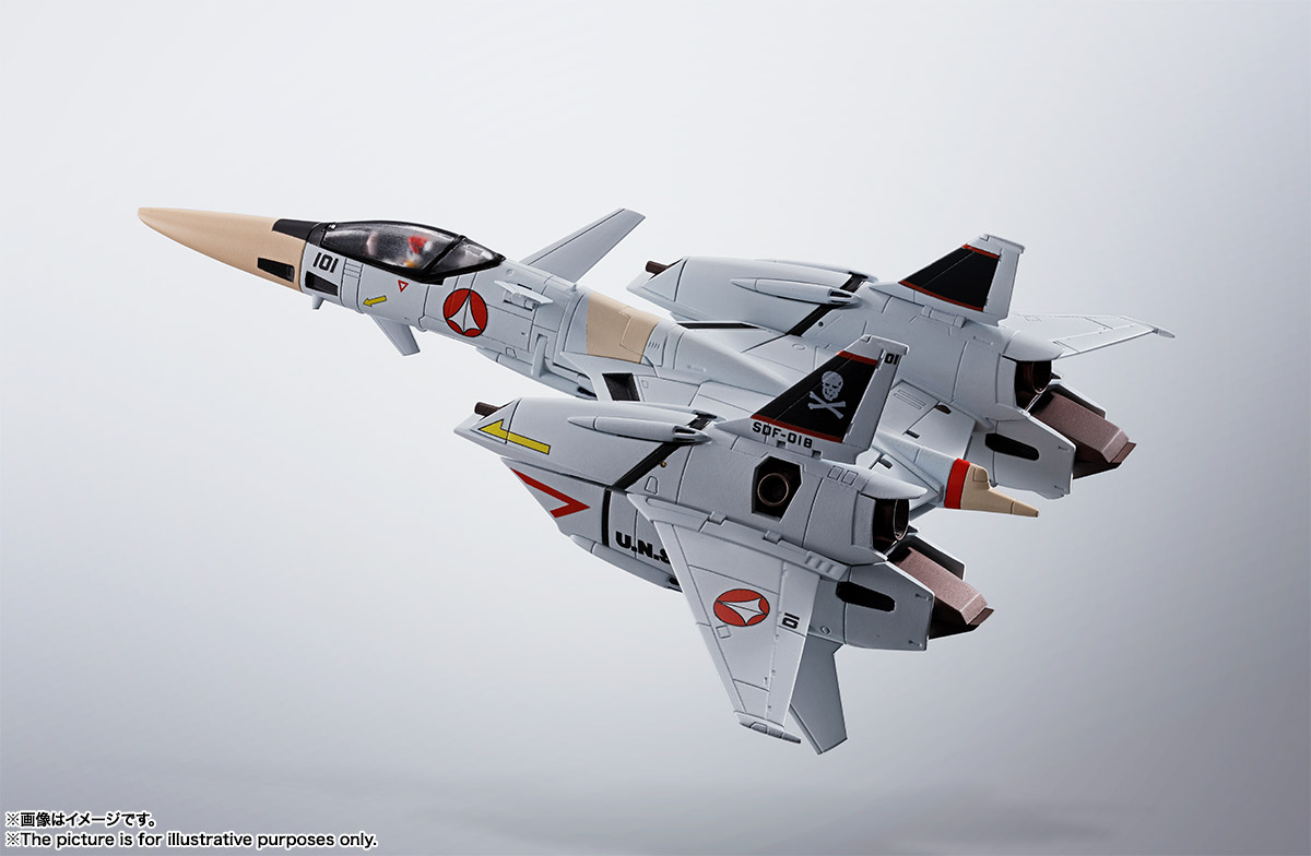 HI-METAL R VF-4 ライトニングIII 超時空要塞マクロス Flash Back 2012 完成品 可動フィギュア バンダイスピリッツ