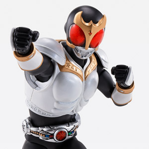 S.H.Figuarts（真骨彫製法） 仮面ライダークウガ グローイングフォーム