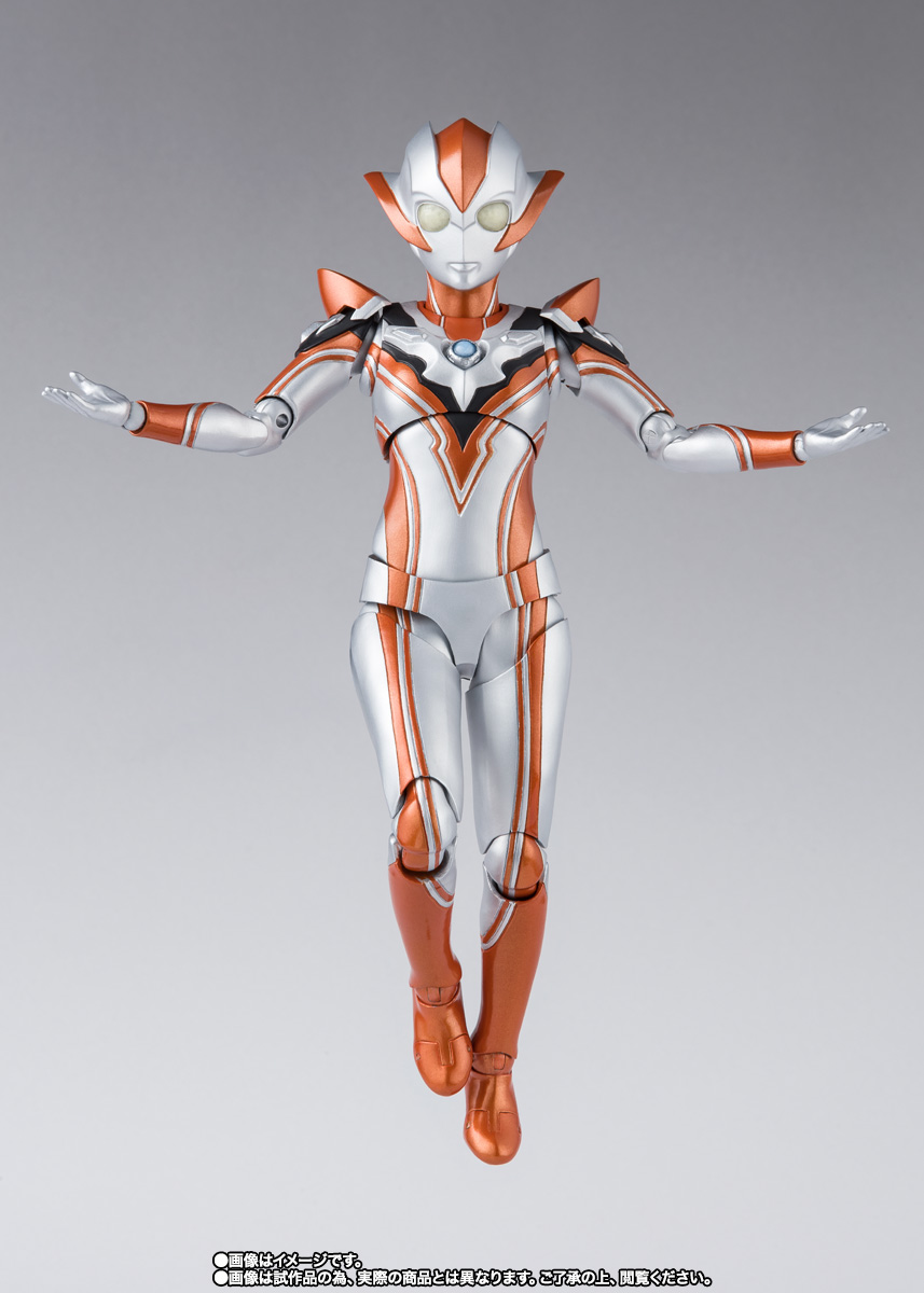 S.H.Figuarts Ultrawoman Grigio | TAMASHII WEB