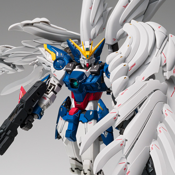 GUNDAM FIX FIGURATION METAL COMPOSITE Wing Gundam Zero (versión EW) Noble Color Ver.