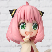 アーニャ・フォージャー -おでけけこーで-