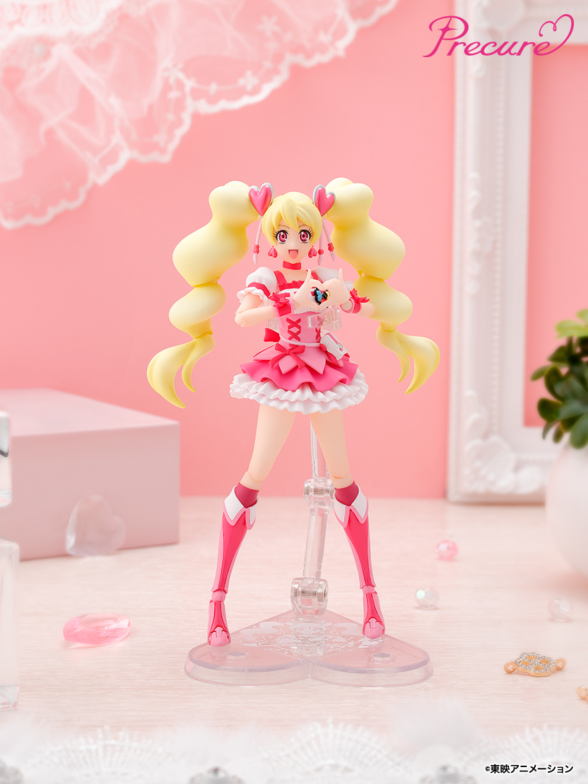 光之美少女系列S.H.Figuarts Figure Cure Peach -Precure 角色设计师版-。