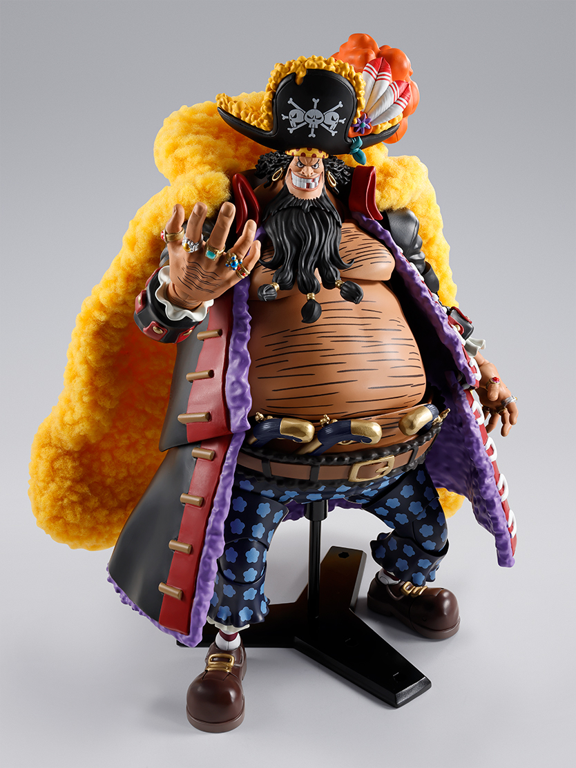 ONE PIECE フィギュア S.H.Figuarts マーシャル・D・ティーチ -四皇-