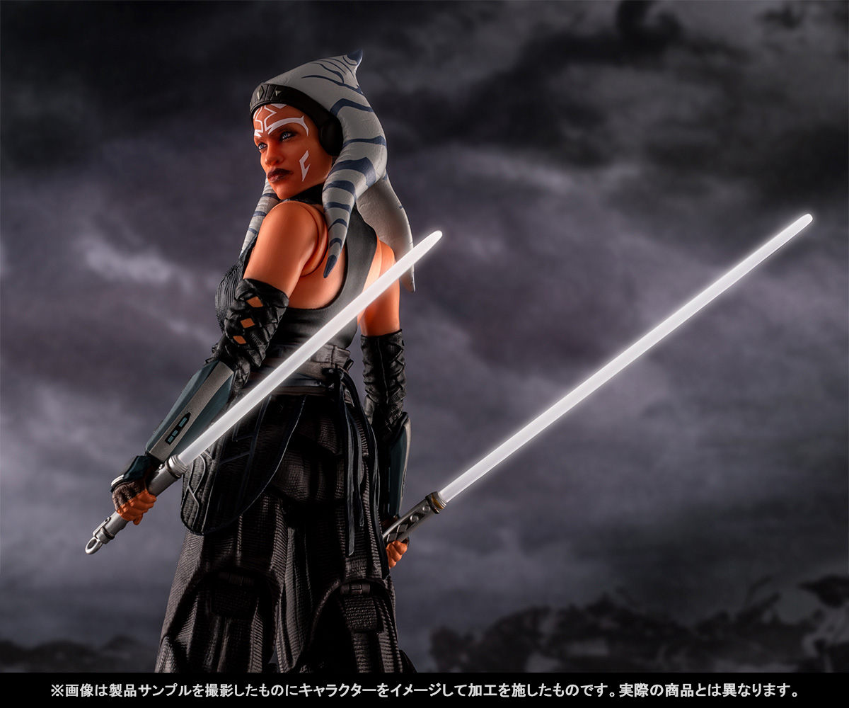 S.H.Figuarts STAR WARS Anakin Skywalker&#39;s former Padawan and the strongest two-fisted swordsman!