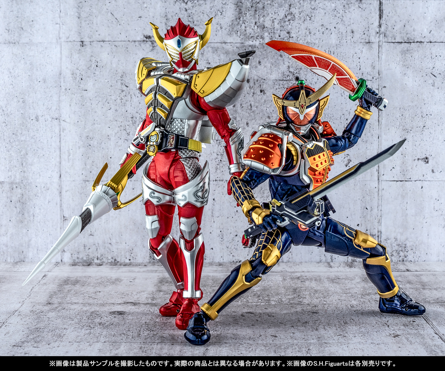 Let&#39;s go to battle with SHINKOCCHOU SEIHOU! Introducing product samples of &quot;Kamen Rider Gaim&quot; and &quot;Kamen Rider Baron&quot; that will be available in stores from August 10th, and the &quot;Arms Change Set&quot; Tamashii web shop