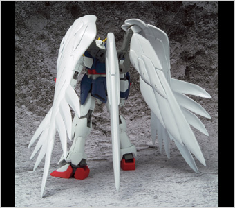 &nbsp;ウイングガンダムゼロ（エンドレスワルツバージョン）