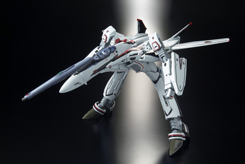 DX超合金 VF-25F メサイアバルキリー(早乙女アルト機)│株式会社BANDAI