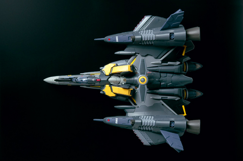 DX超合金&nbsp;VF-25S アーマードメサイアバルキリー(オズマ・リー機)