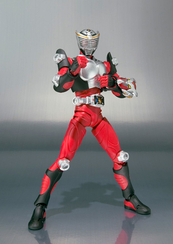 S.H.Figuarts 仮面ライダー龍騎&ドラグレッダーセット│株式会社BANDAI