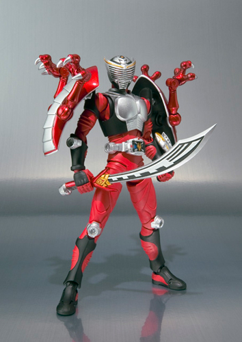 S.H.Figuarts 仮面ライダー龍騎&ドラグレッダーセット│株式会社BANDAI