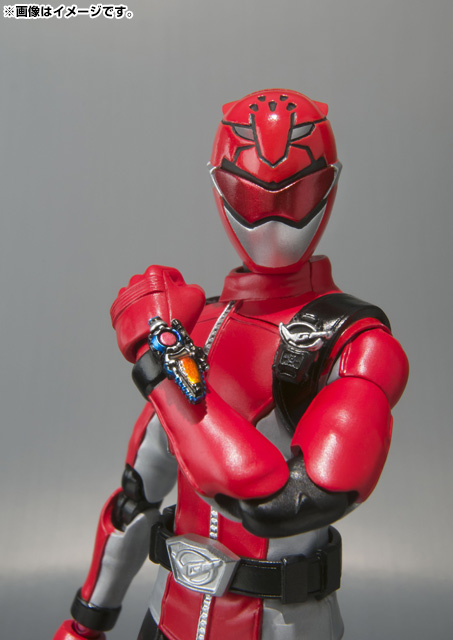 S.H.Figuarts レッドバスター