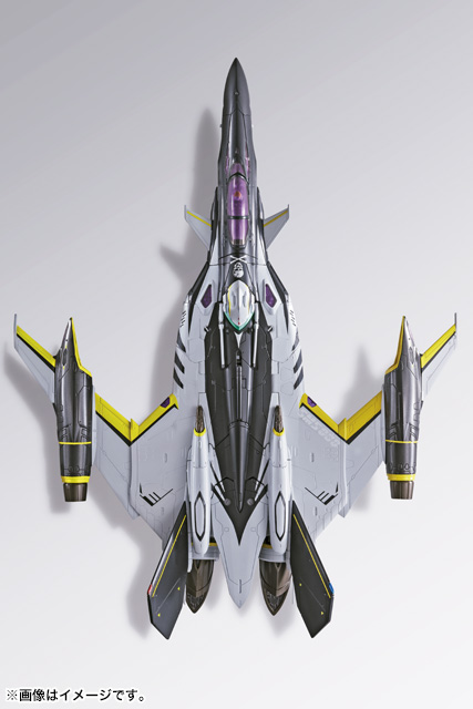DX超合金&nbsp;YF-29 デュランダルバルキリー(30周年記念カラー)