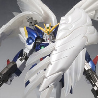 ROBOT魂&nbsp;＜SIDE MS＞ ウイングガンダムゼロ（EW版） パールコートVer.