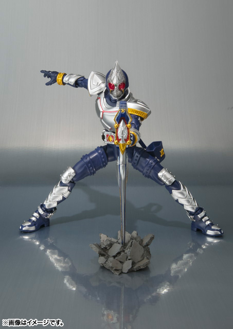S.H.Figuarts 仮面ライダーブレイド│株式会社BANDAI SPIRITS