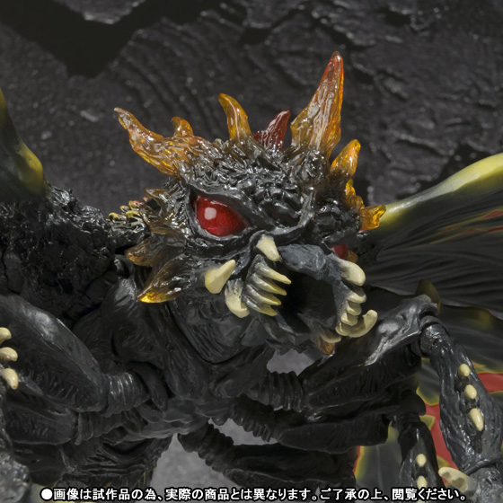 S.H.MonsterArts バトラ(成虫)