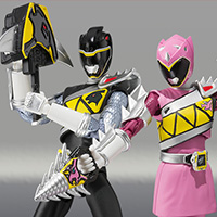 S.H.Figuarts&nbsp;キョウリュウブラック＆キョウリュウピンクセット