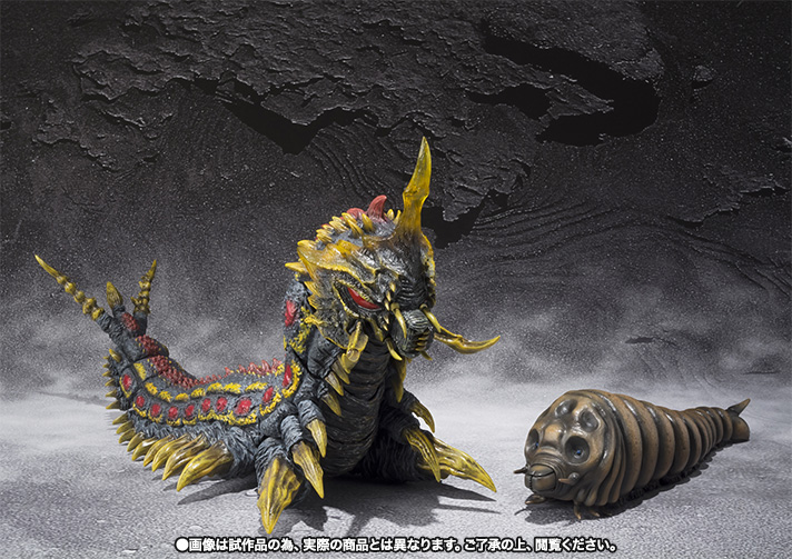 S.H.MonsterArts モスラ(幼虫)&バトラ(幼虫)セット