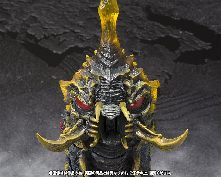S.H.MonsterArts モスラ(幼虫)&バトラ(幼虫)セット