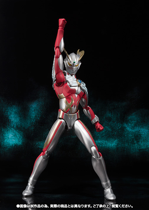 ULTRA-ACT ストロングコロナゼロ＆ルナミラクルゼロ│株式会社BANDAI