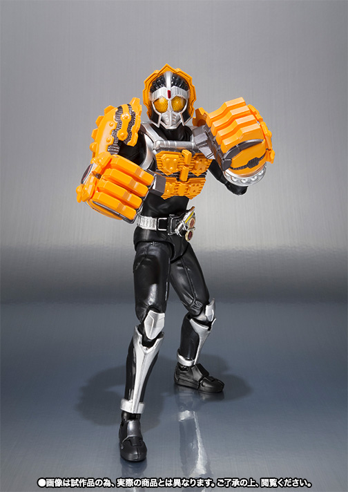 S.H.Figuarts 仮面ライダーナックル クルミアームズ