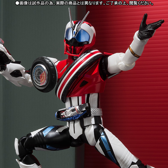 S.H.Figuarts&nbsp;仮面ライダーデッドヒートマッハ