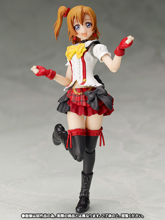 S.H.Figuarts 高坂穂乃果(僕らは今のなかで)