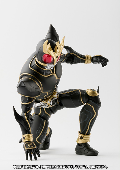真骨彫製法　仮面ライダークウガ　アルティメットフォーム S.H.Figuarts（真骨彫製法） 仮面ライダークウガ アルティメット