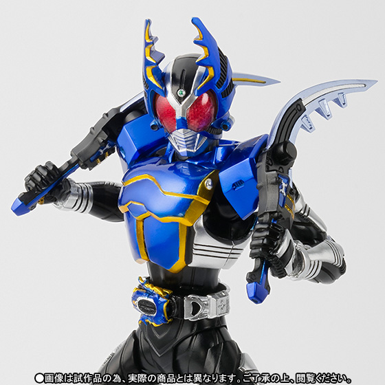 S.H.Figuarts(真骨彫製法) 仮面ライダーガタック ライダーフォーム【2016年10月発送分】