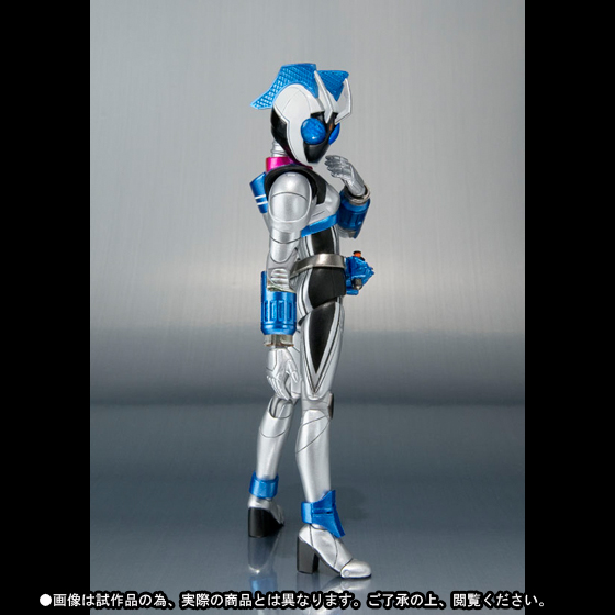 S.H.Figuarts 仮面ライダーなでしこ