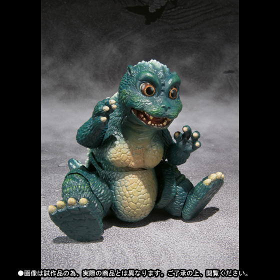 S.H.MonsterArts&nbsp;リトルゴジラ＆結晶体セット