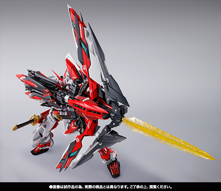 METAL BUILD&nbsp;ガンダムアストレイ レッドフレーム改