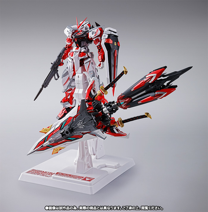 METAL BUILD&nbsp;ガンダムアストレイ レッドフレーム改