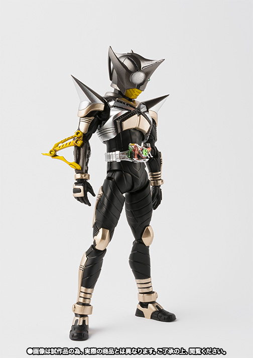S.H.Figuarts(真骨彫製法) 仮面ライダーパンチホッパー