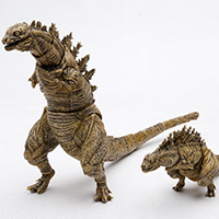 S.H.MonsterArts&nbsp;ゴジラ（2016）第2形態＆第3形態 ゴジラ・ストア限定カラーVer.