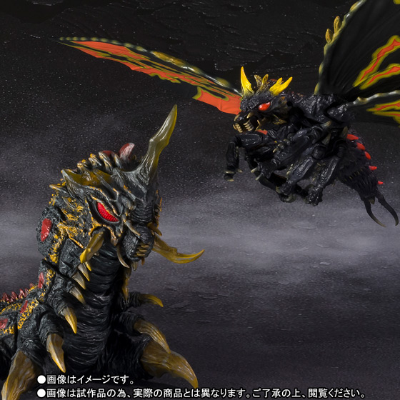S.H.MonsterArts&nbsp;バトラ（成虫）&バトラ（幼虫）Special Color Ver.