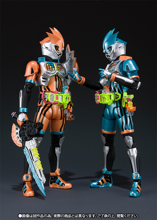 S.H.Figuarts&nbsp;仮面ライダーエグゼイド ダブルアクションゲーマー　レベルXX LRセット