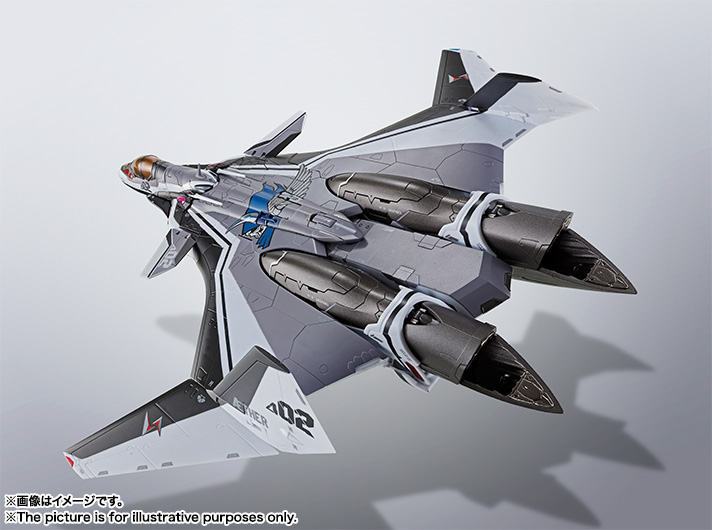 DX超合金 劇場版VF-31F ジークフリード(メッサー・イーレフェルト/ハヤテ・インメルマン搭乗機)