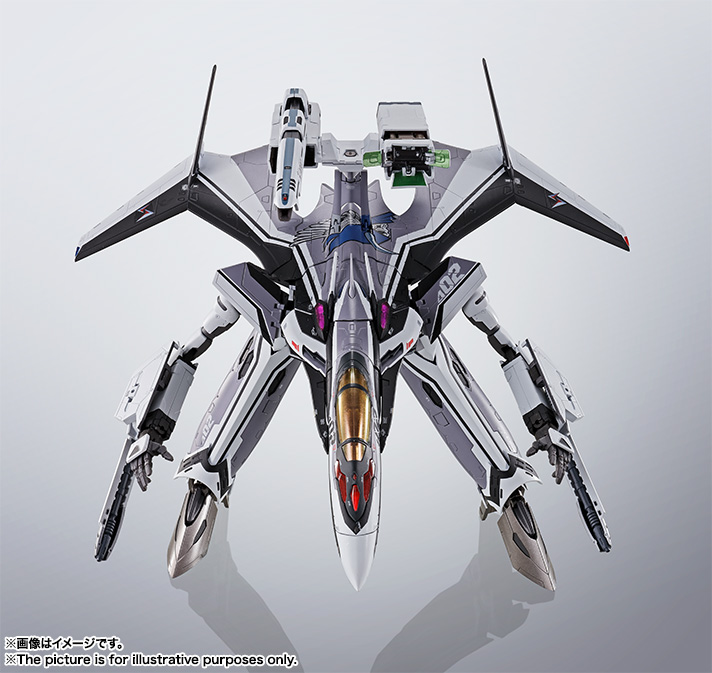 DX超合金 劇場版VF-31F ジークフリード(メッサー・イーレフェルト/ハヤテ・インメルマン搭乗機)