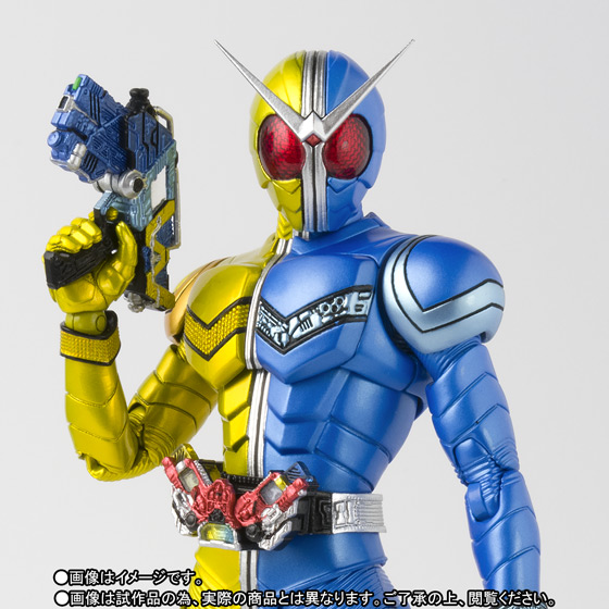 S.H.Figuarts(真骨彫製法) 仮面ライダーW ルナトリガー