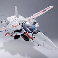 DX超合金&nbsp;初回限定版 VF-1J バルキリー（一条輝機）