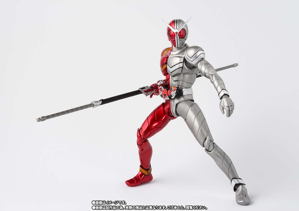 S.H.Figuarts(真骨彫製法) 仮面ライダーW ヒートメタル
