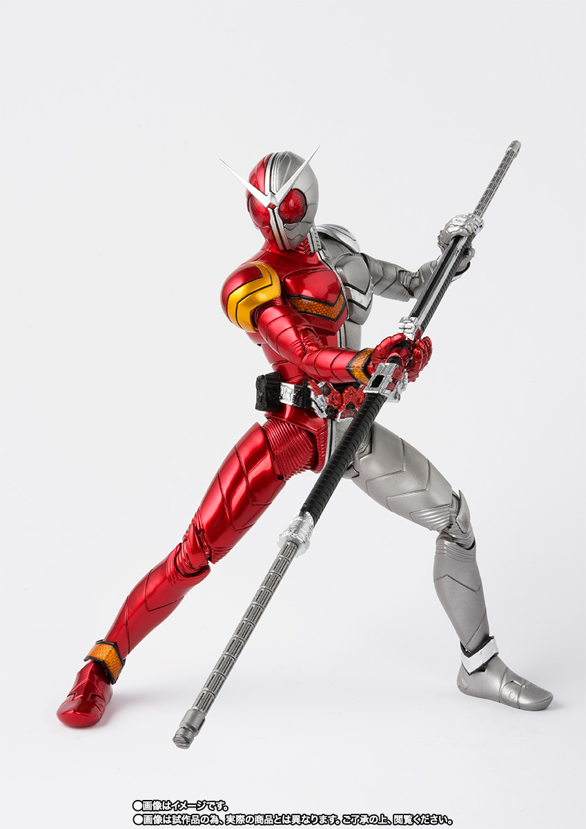 S.H.Figuarts(真骨彫製法) 仮面ライダーW ヒートメタル