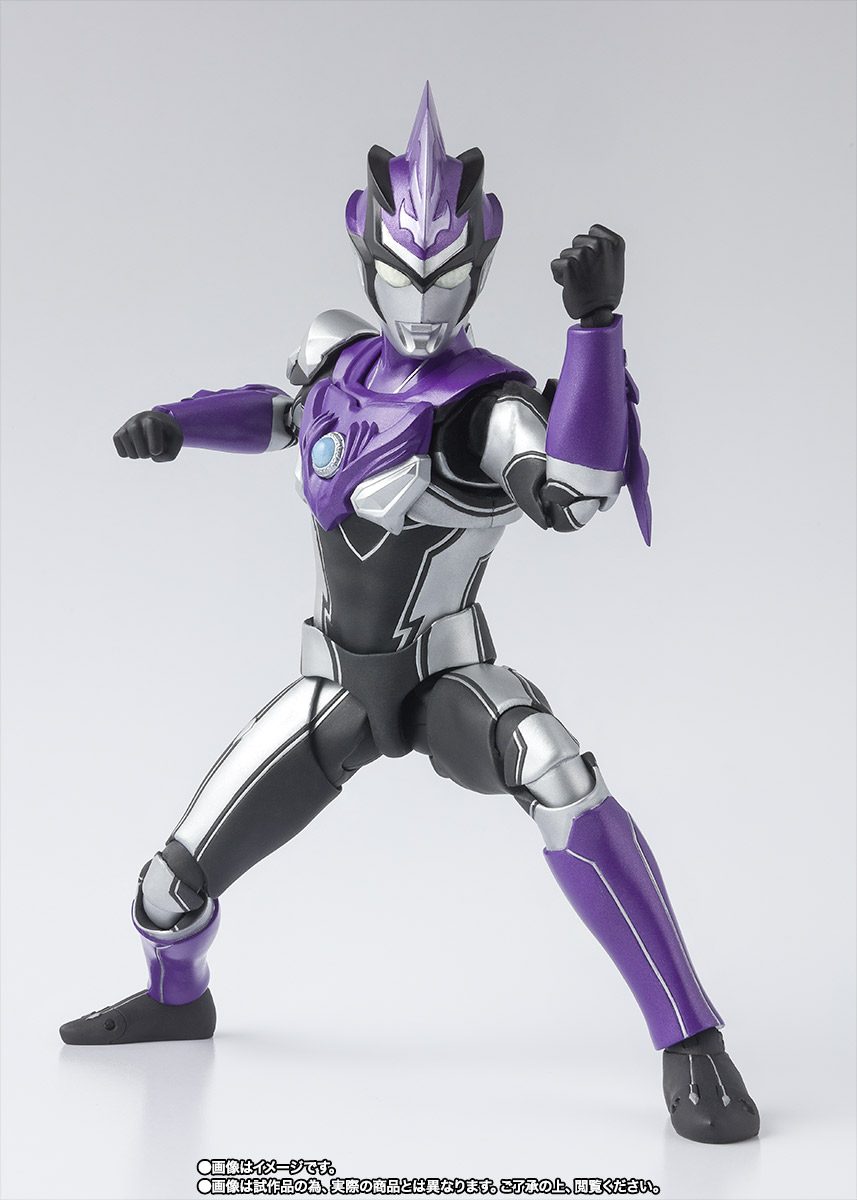 S.H.Figuarts&nbsp;ウルトラマンブル ウインド